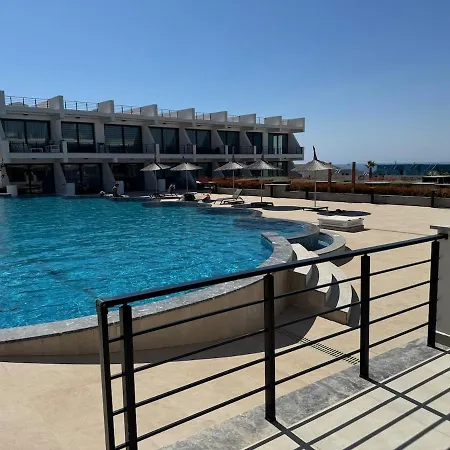 Modern Seaside At Northern Cyprus - Pearl Island * 皮拉